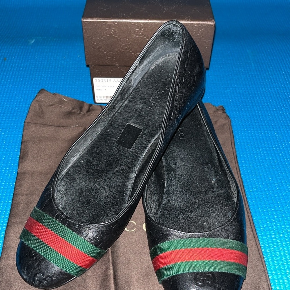 Authentic Guccisima flats  . size 8.5  Box and dust bag included